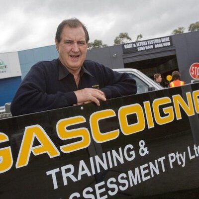 Profile Picture of James  Gascoigne (@JamesGascoi) on Twitter