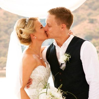 Profile Picture of Carrie Reynolds (@Cazacap) on Twitter