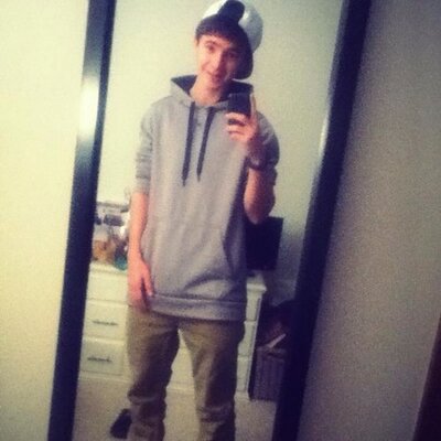Profile Picture of Josh SWAVEY ßrown (@josh_michael123) on Twitter