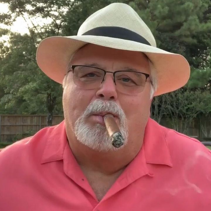 Profile Picture of stevenhale (@stevenhalee) on Tiktok