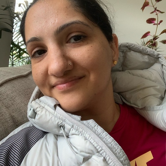 Profile Picture of Simran Cheema (@simcheema10) on Poshmark