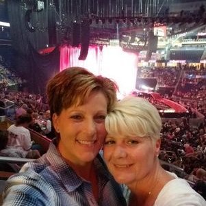 Profile Picture of Stacey Stearns (@StearnsStacey) on Twitter