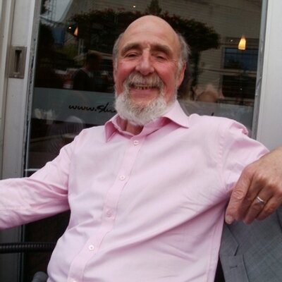 Profile Picture of Les Roberts (@LesRoberts3) on Twitter