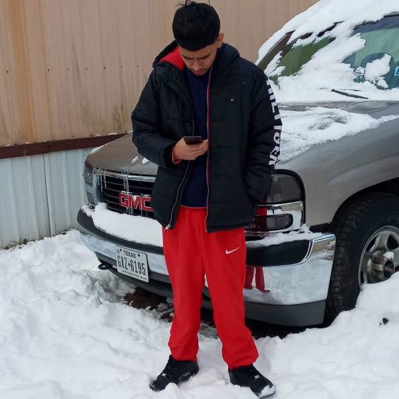 Profile Picture of Jesus Olivan (@jesus_olivan) on Poshmark