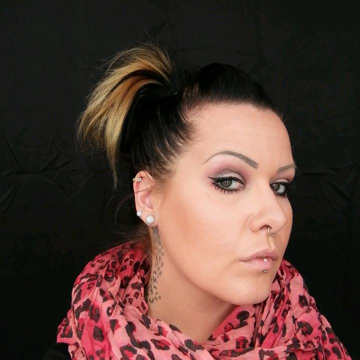 Profile Picture of Susan Weigel (@sternum35) on Tiktok
