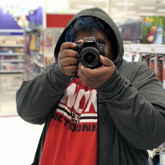 Profile Picture of Tyler Morrow (@tylersosa) on Poshmark