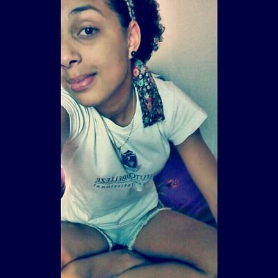 Profile Picture of Tiffany Alves (@tiffanyalves12) on Twitter