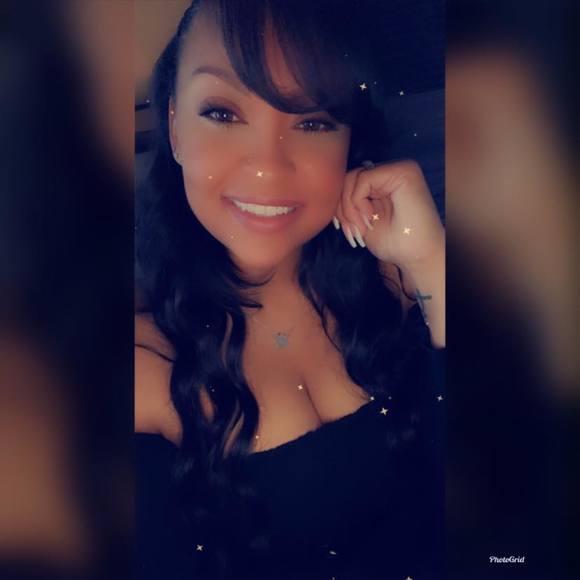 Profile Picture of Shawnice Cabral (@shawnice_cabral) on Poshmark