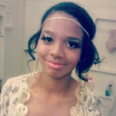 Profile Picture of Miranda Akins (@MandaBurrAkins) on Twitter