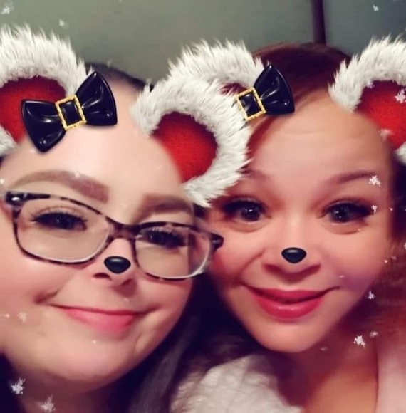 Profile Picture of Joanna Foster (@foster_joanna26) on Poshmark