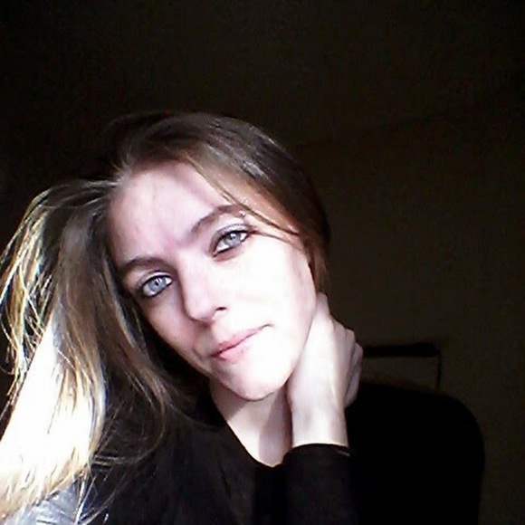 Profile Picture of Kristina Mcgunagle (@mcgunagle50) on Poshmark