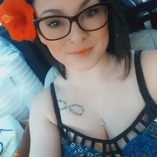 Profile Picture of Brittny Heath (@BrittnyDawn918) on Facebook