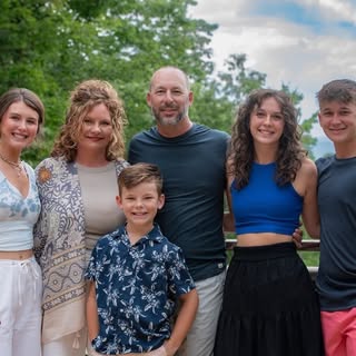 Profile Picture of Shawna Radcliff Eichman (@shawnaradcliff) on Instagram