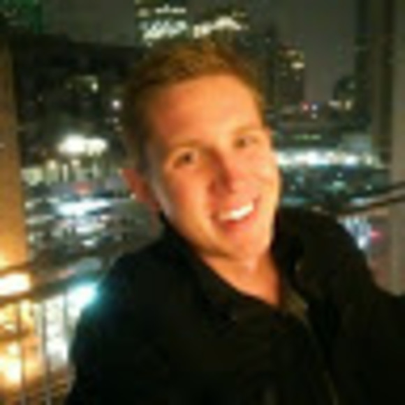 Christopher Vendetti - Poshmark Profile Picture of Christopher Vendetti (@christophervend) on Poshmark