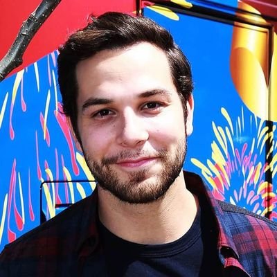 Profile Picture of Skylarastin (@DavisSullivan3) on Twitter