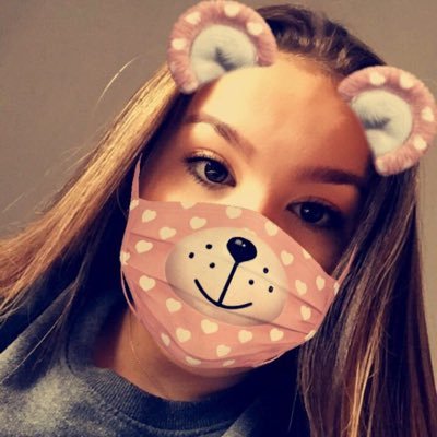 Profile Picture of Delyth-Mia James (@MiaDelyth) on Twitter