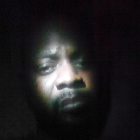 Profile Picture of Mike Clemons (@mikeclemons603) on Poshmark