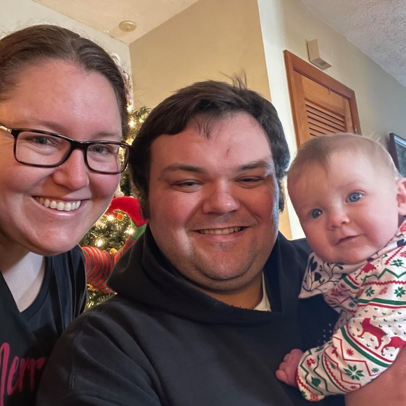 Profile Picture of Christina Zipperle (@cczipp1) on Poshmark