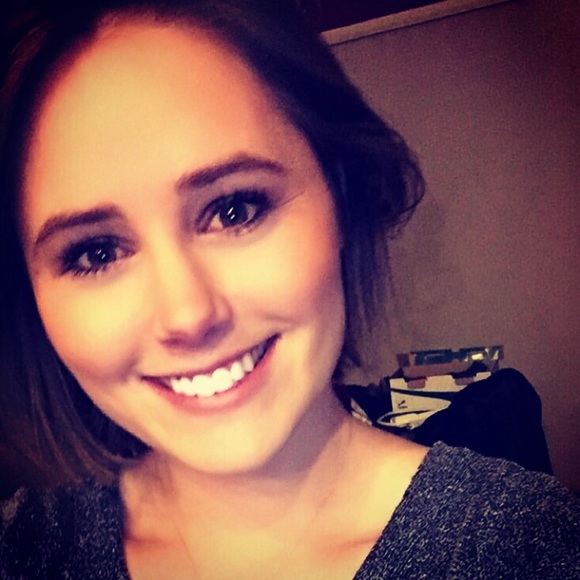 Profile Picture of Jessica Madinger (@hecallsmejess3) on Poshmark
