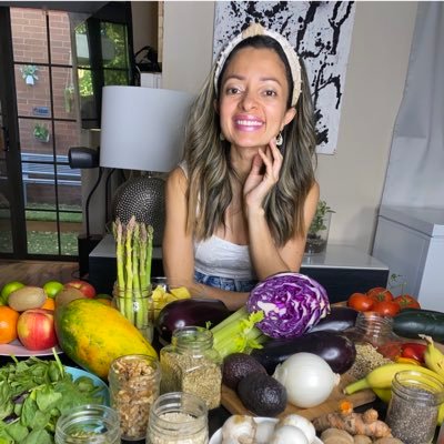 Profile Picture of Erika Amaya (@erifitandfood) on Twitter