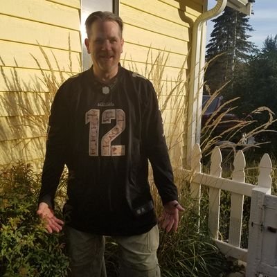 Profile Picture of paul mikulec (@mikulecpj) on Twitter