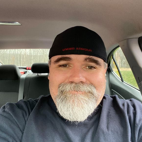Profile Picture of Al Lloyd (@albert_lloyd72) on Poshmark