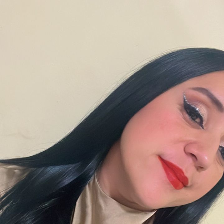 Profile Picture of Gisselle Valladares (@gissellevalladares95) on Tiktok