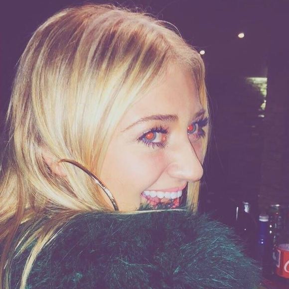 Profile Picture of Lauren Schouest (@lschouest1) on Poshmark