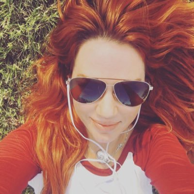 Profile Picture of Jenna Rains (@JennaRains) on Twitter