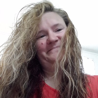 Profile Picture of Rhonda Tuttle (@nailz4life06131) on Twitter
