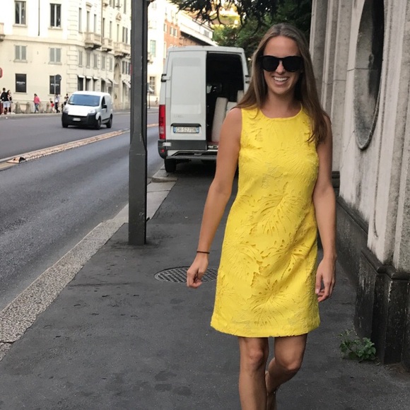 Profile Picture of Ellen Casazza (@eecasazza) on Poshmark