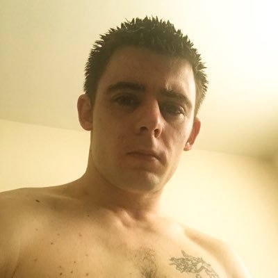 Profile Picture of Tom Mullen (@TomMull09340933) on Twitter