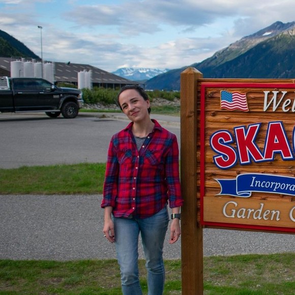 Profile Picture of Jessie Krust (@ohjustjessie) on Poshmark