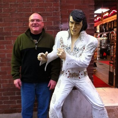 Profile Picture of William Stocker (@srtman) on Twitter
