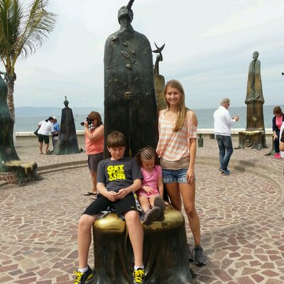 Profile Picture of Chris Holyfield (@HolyfieldChris) on Twitter