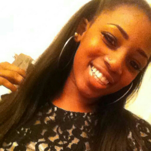 Profile Picture of Kynyetta Harris (@kynyetta12) on Poshmark