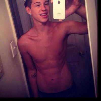 Profile Picture of Joseph Pent (@McLovinJr) on Twitter