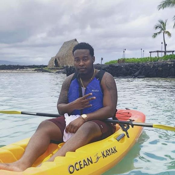 Profile Picture of Tyler Green (@tyler1230) on Poshmark