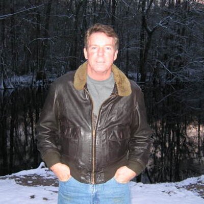 Profile Picture of Richard Calder (@trenchbox) on Twitter