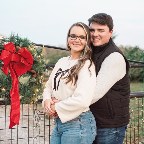 Profile Picture of Jaden Cumpston (@jaden032) on Poshmark