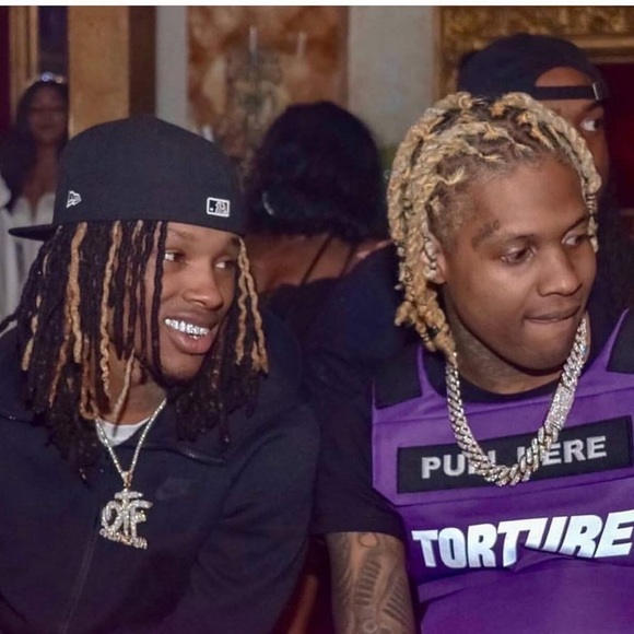 Profile Picture of Carlos G (@carlosg825) on Poshmark