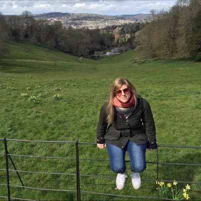 Profile Picture of Elizabeth Reilly (@drERrheum) on Twitter