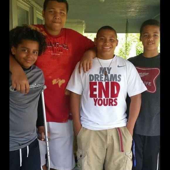 Profile Picture of Seth Gray (@zzsethxx) on Poshmark