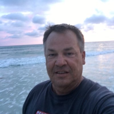 Profile Picture of Kent Monroeon Twitter