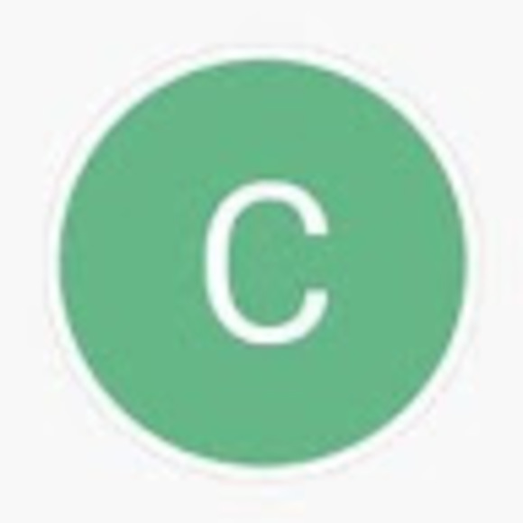 Profile Picture of Cassandra Murillo (@cassandram1290) on Poshmark