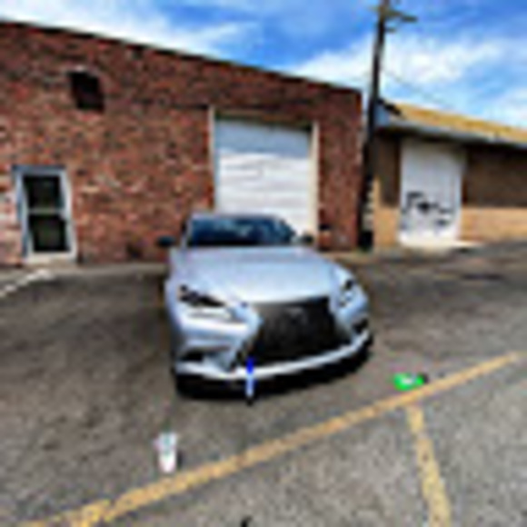 Profile Picture of Alexander Fernandez (@alexx1291) on Poshmark