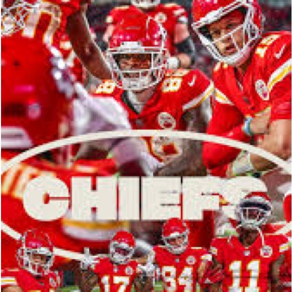 Profile Picture of Gilbert Acevedo (@glacevedo95) on Poshmark