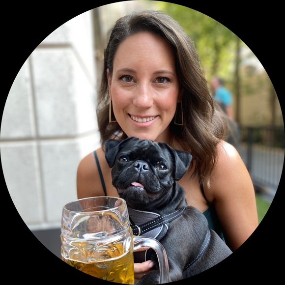 Profile Picture of Danielle Kraner (@daniellekraner) on Poshmark