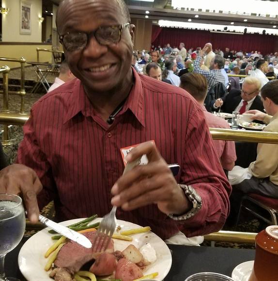 Profile Picture of Harvey Singleton (@harveysingleton) on Poshmark