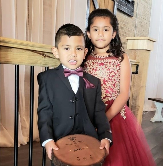 Profile Picture of Velarde Velarde (@maday_yeri) on Poshmark